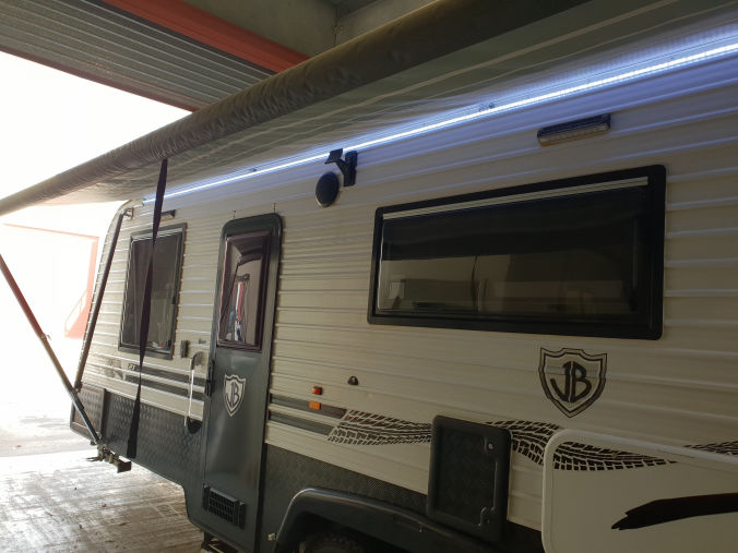 LED light strip with dimmer